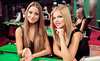 Hình ảnh minh họa dữ liệu được mã hóa và máy chủ bảo mật tại hi8802 casino